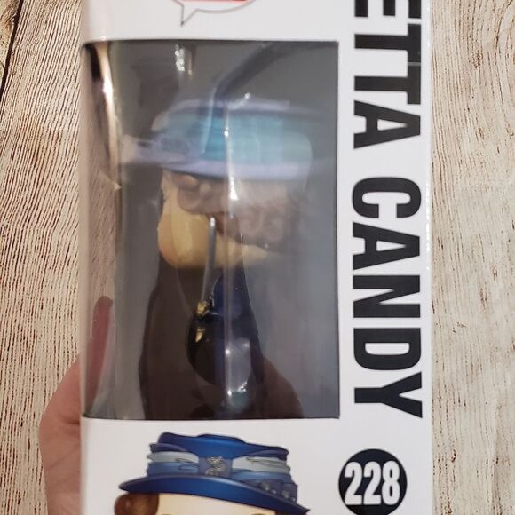 Funko Pop Etta Candy Wonder Woman 228 - Picture 5 of 8